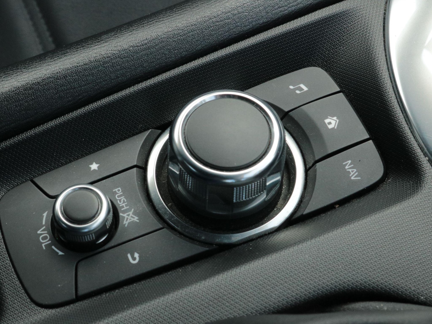 Used Fiat 124 Spider 2016 for sale - 78034887: Photo 25