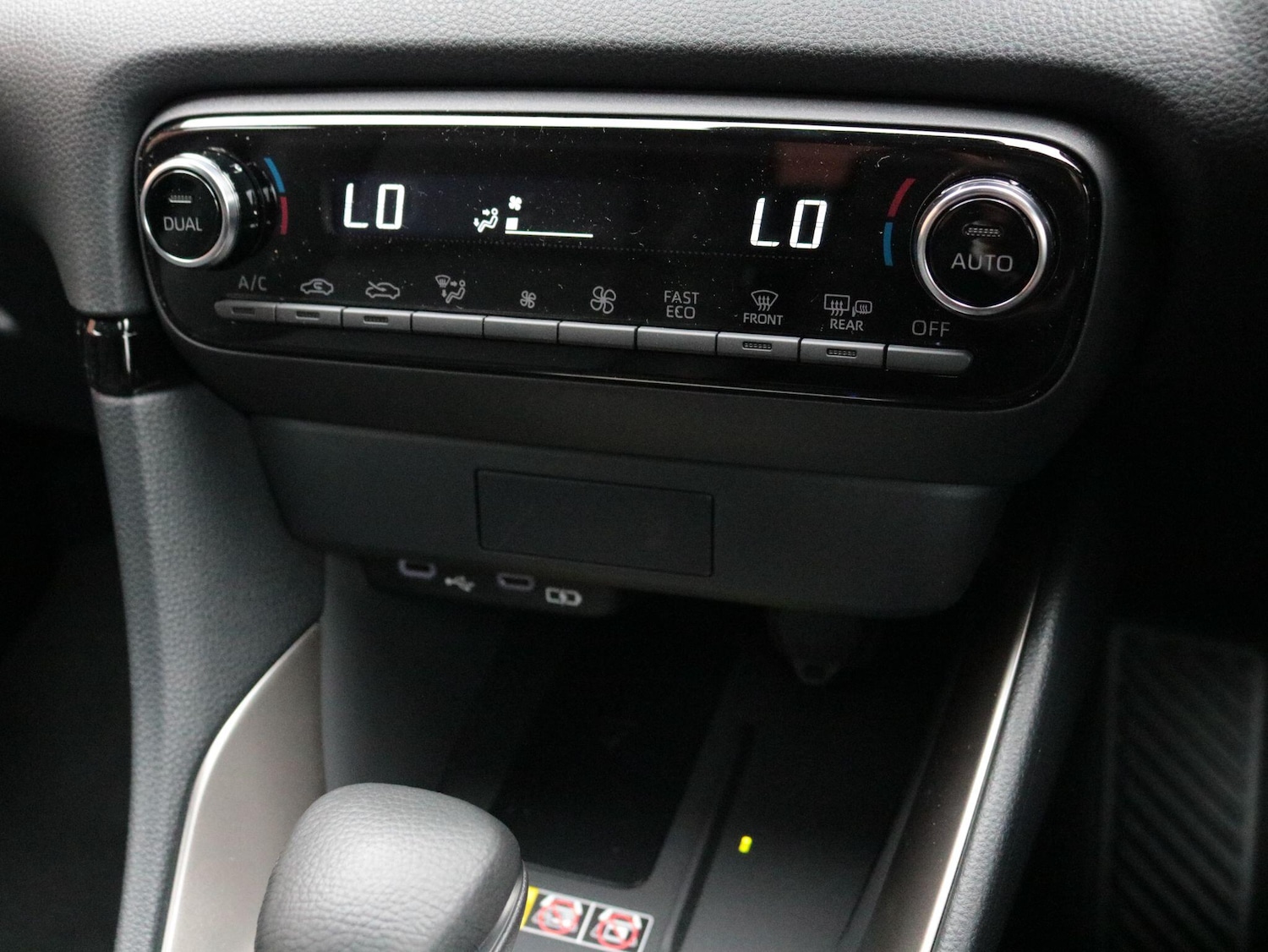 Used Mazda Mazda2 HYBRID 2025 for sale - 76380796: Photo 21