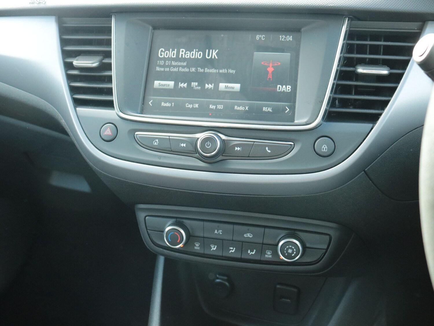 Used Vauxhall Crossland 2022 for sale - 77940610: Photo 18