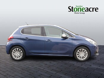 Used Peugeot 208 2017 for sale - 78318907: Photo
