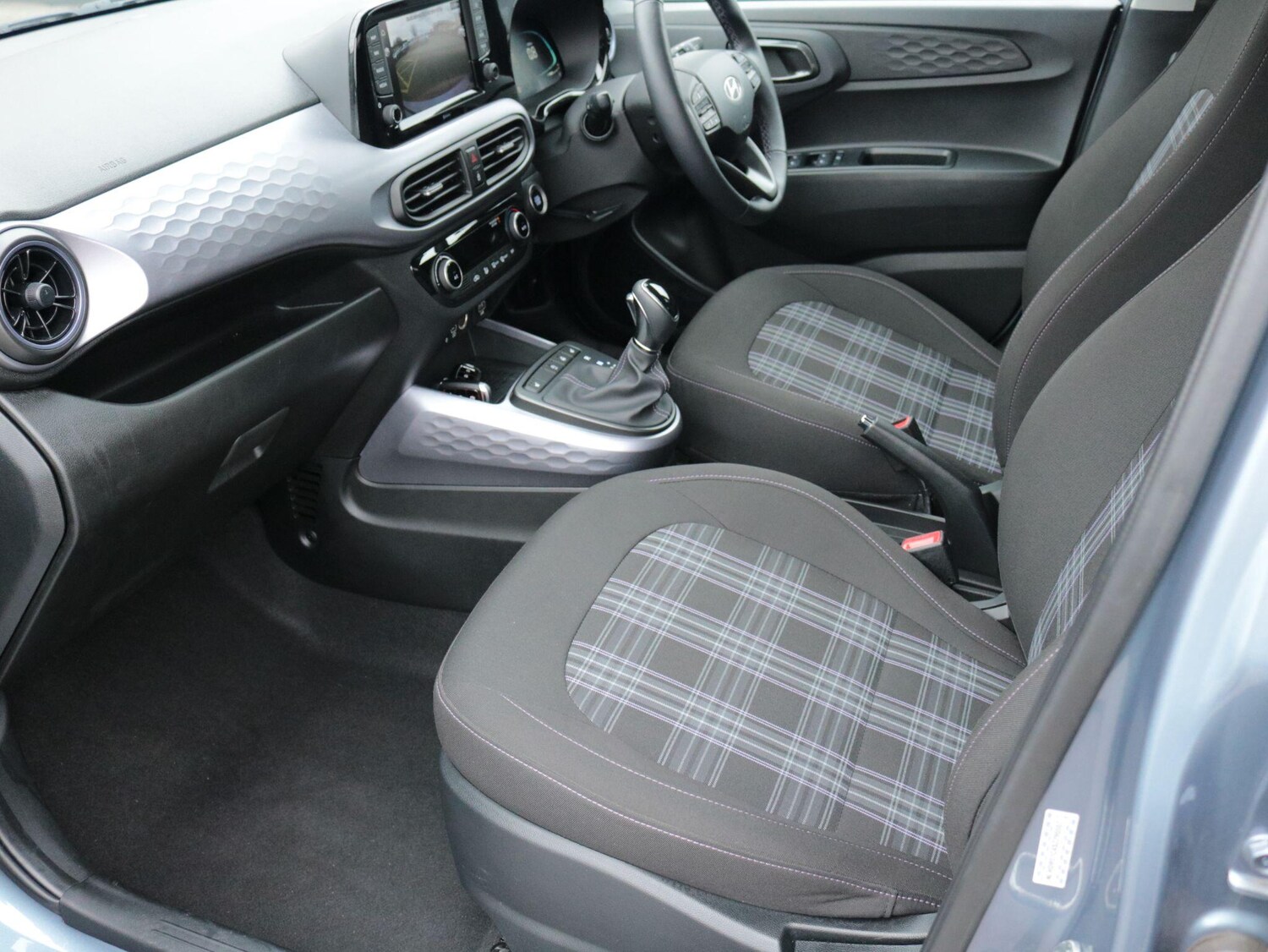 Used Hyundai i10 2024 for sale - 77612418: Photo 15