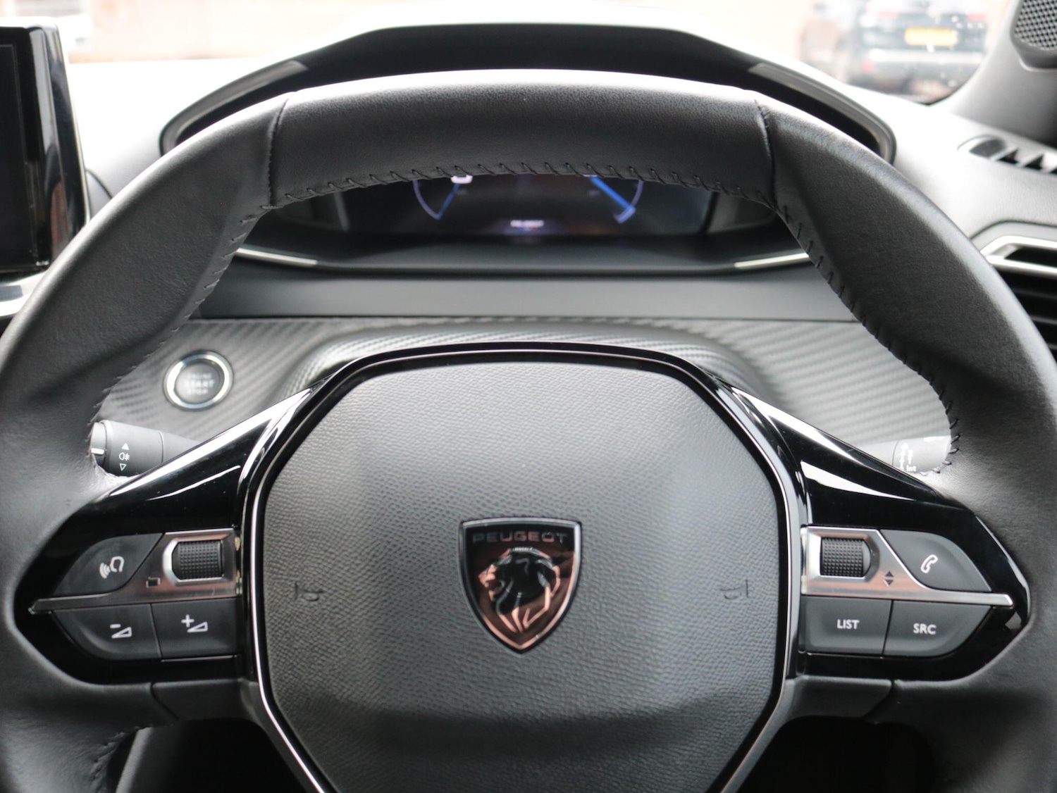 Used Peugeot 2008 2023 for sale - 76802463: Photo 18