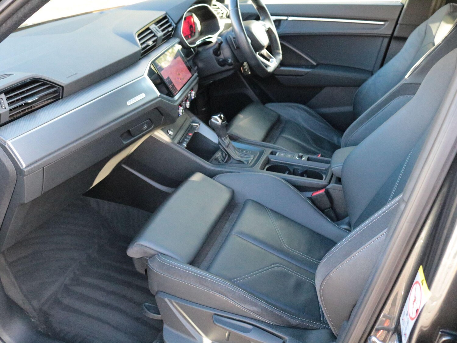 Used Audi Q3 2019 for sale - 76059845: Photo 15