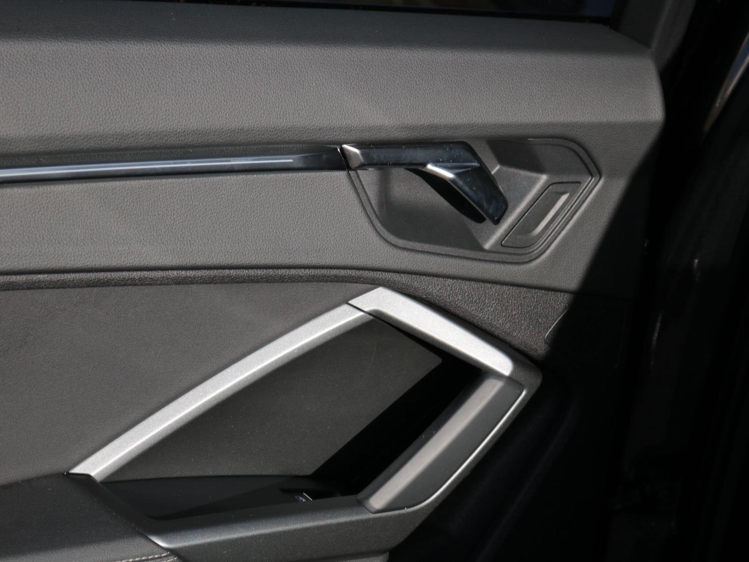 Used Audi Q3 2019 for sale - 76059845: Photo 27