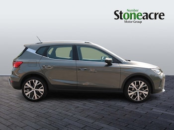 Used SEAT Arona 2023 for sale - 78742019: Photo