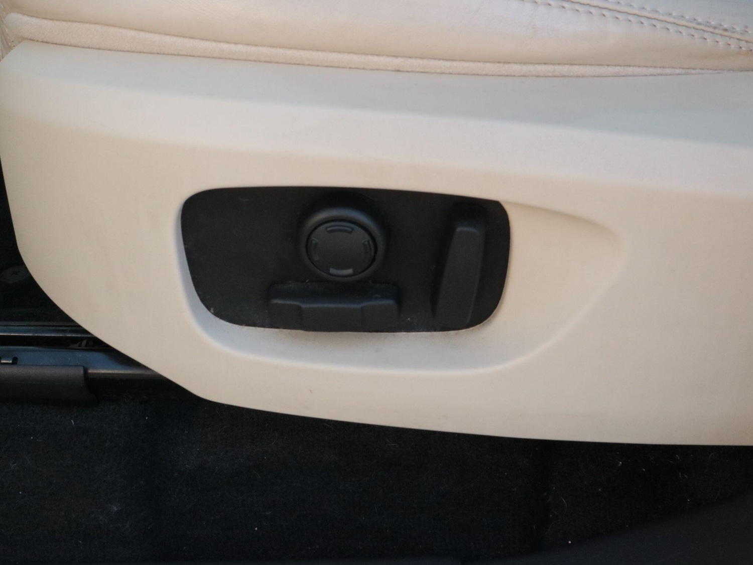 Used Land Rover Discovery Sport 2017 for sale - 77939550: Photo 18