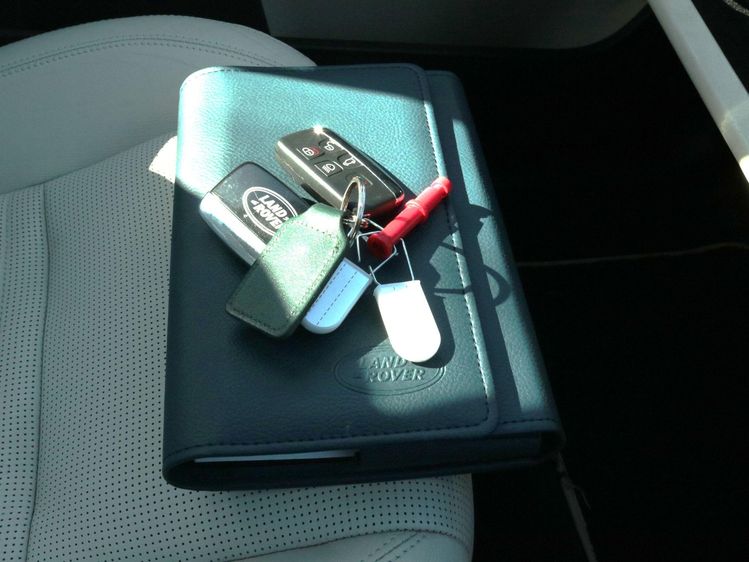 Used Land Rover Discovery Sport 2017 for sale - 77939550: Photo 33