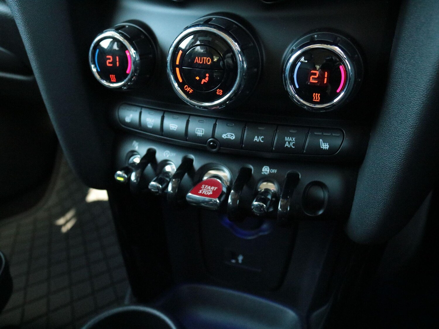 Used MINI Hatch 2020 for sale - 76031484: Photo 19