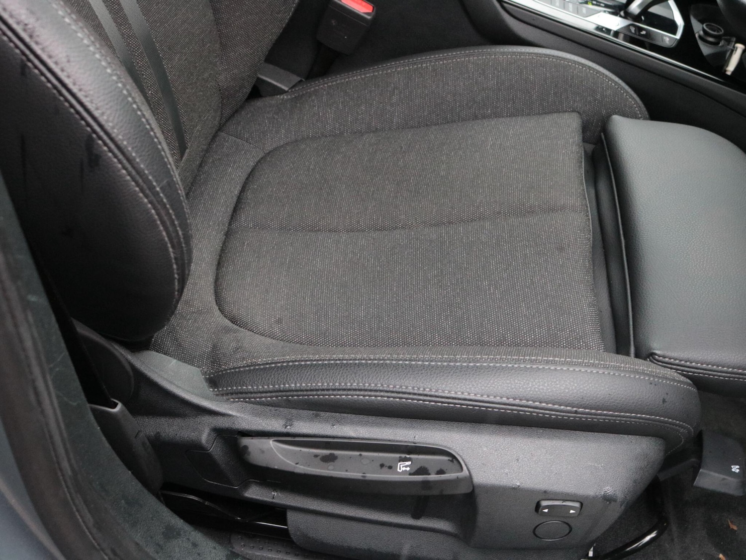 Used BMW 1 Series 2024 for sale - 76592161: Photo 30