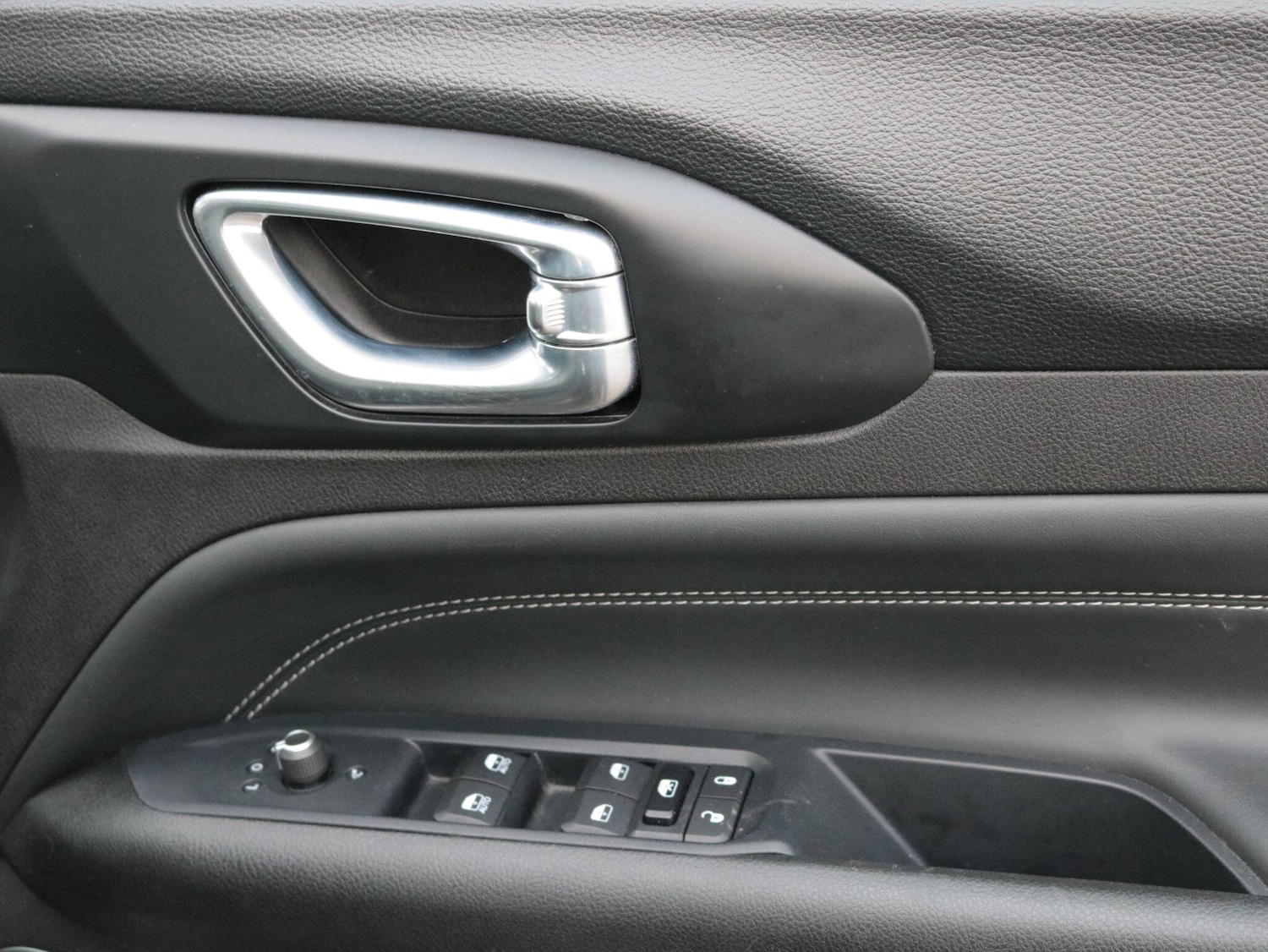 Used Jeep Compass 2023 for sale - 77029692: Photo 31