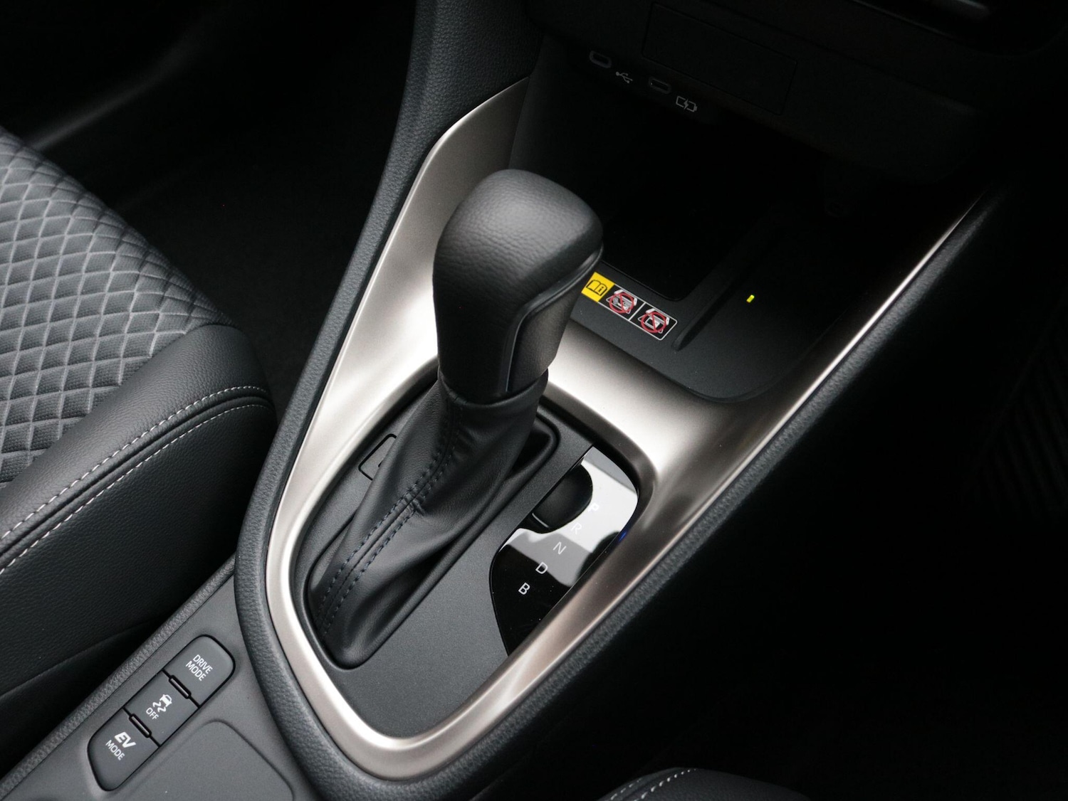 Used Mazda Mazda2 HYBRID for sale - 77175317: Photo 22