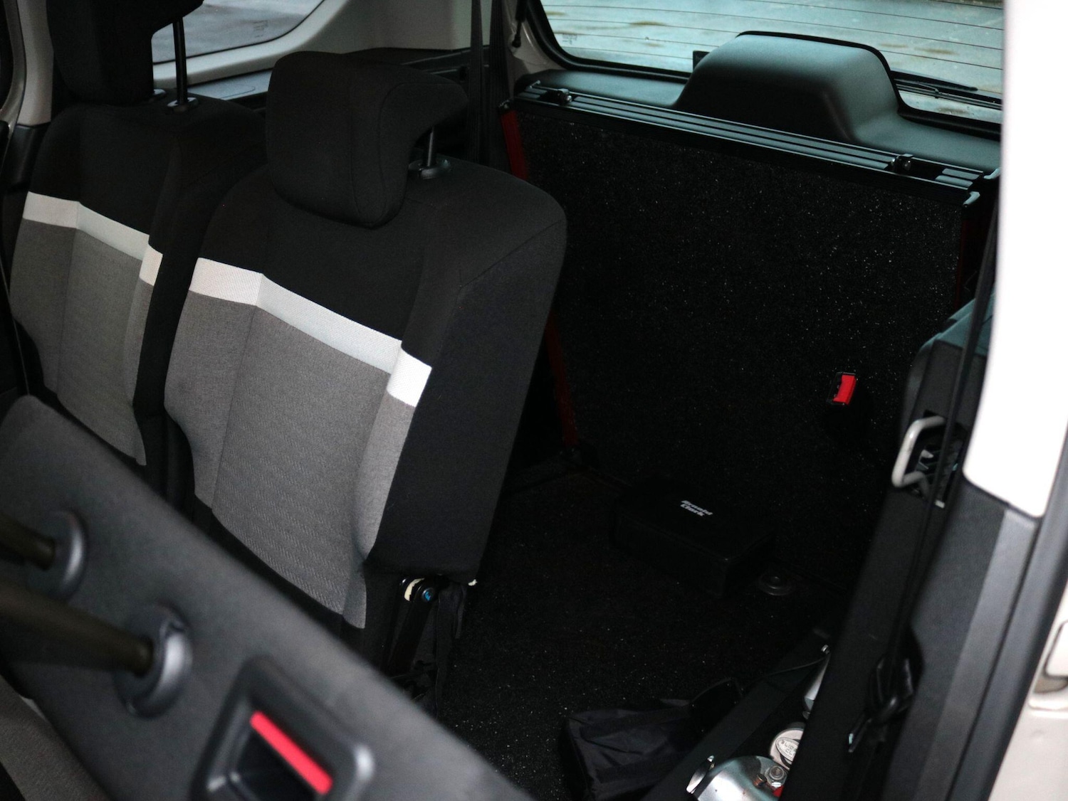 Used Peugeot Rifter 2021 for sale - 76965318: Photo 29