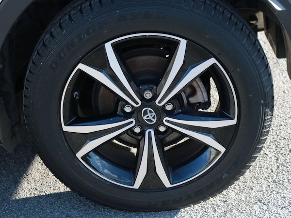 Used Toyota C-HR 2017 for sale - 76059653: Photo 24