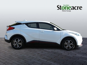 Used Toyota C-HR 2017 for sale - 76059653: Photo 4