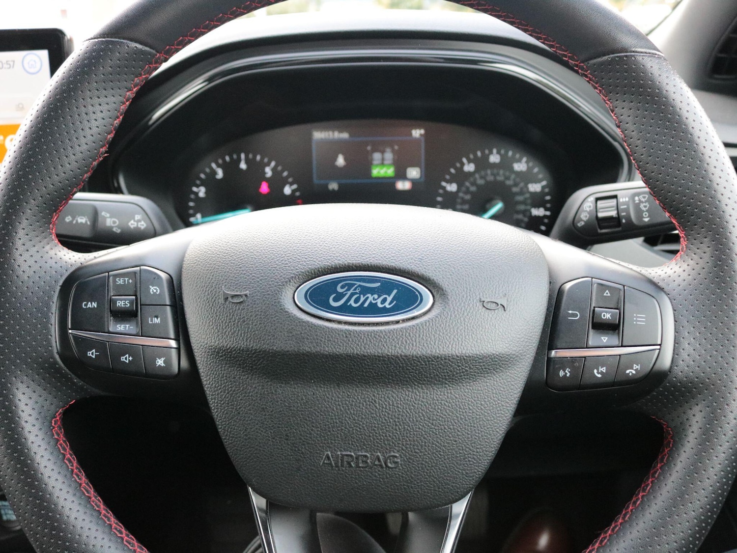 Used Ford Focus 2023 for sale - 76772110: Photo 16