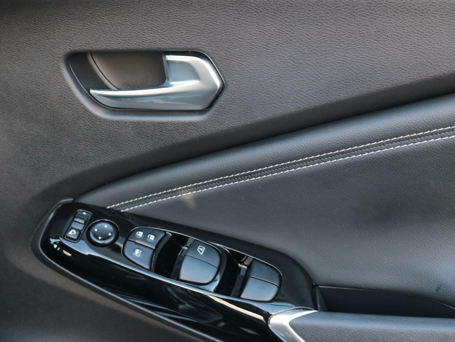 Used Nissan Juke for sale - 77175318: Photo 26