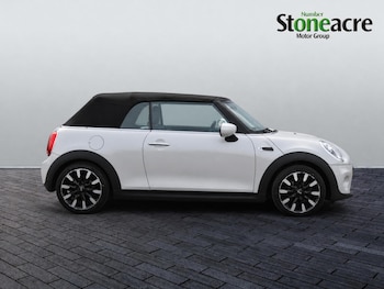 Used MINI Convertible 2019 for sale - 79509328: Photo