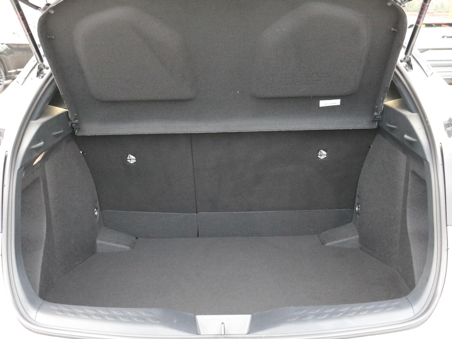 Used Toyota C-HR 2023 for sale - 77255144: Photo 13