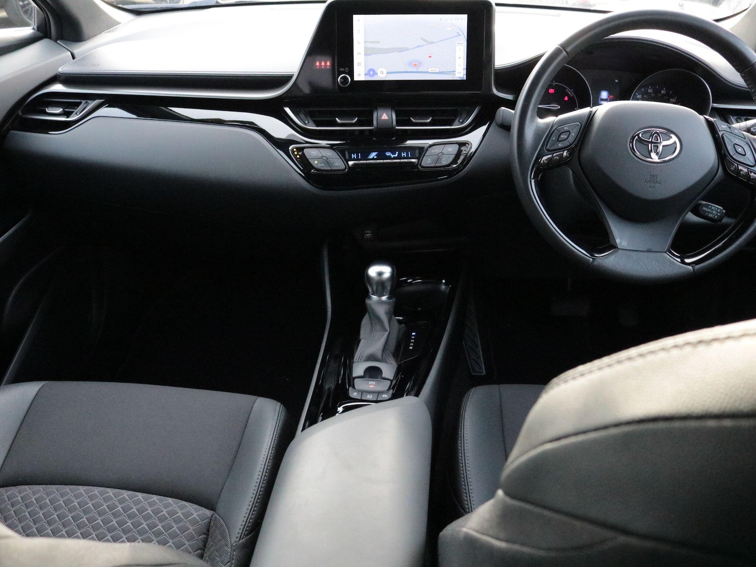 Used Toyota C-HR 2023 for sale - 77255144: Photo 15