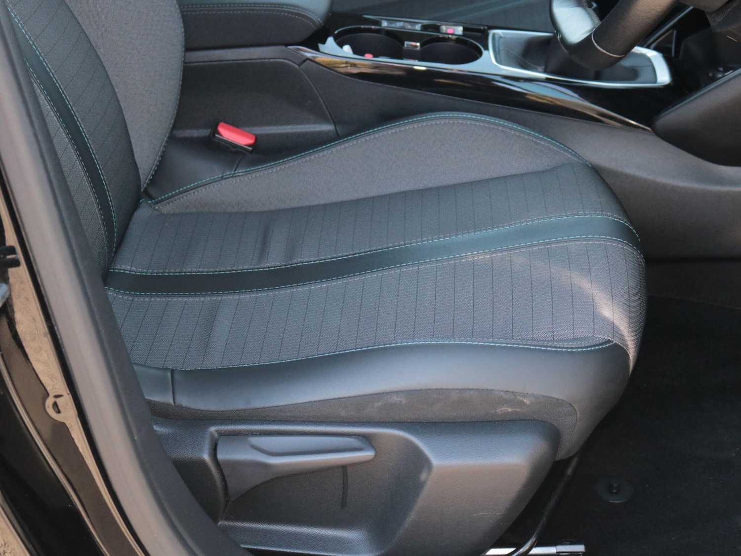 Used Peugeot 208 2021 for sale - 77940104: Photo 29