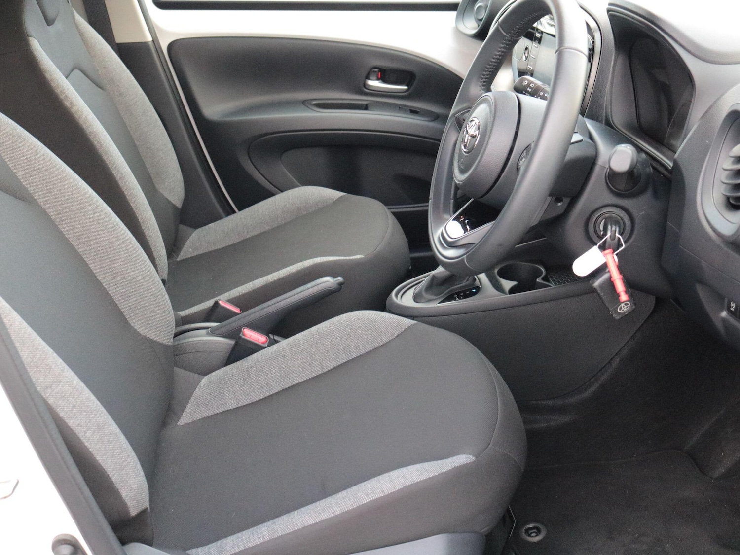 Used Toyota Aygo X 2023 for sale - 77097705: Photo 14