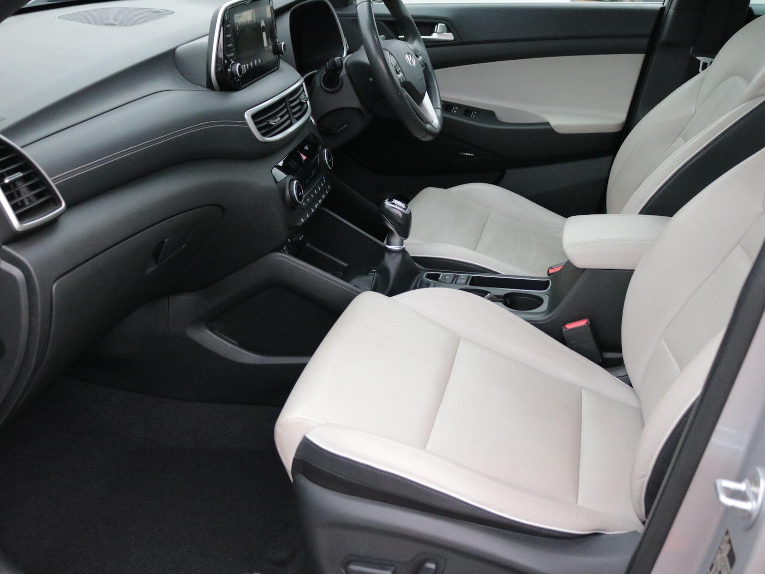 Used Hyundai TUCSON for sale - 76995955: Photo 16