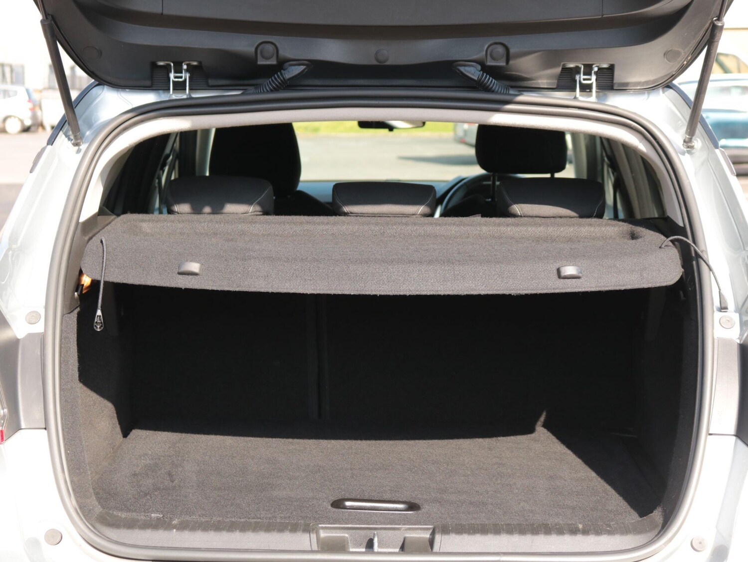 Used Renault Captur for sale - 78215156: Photo 16