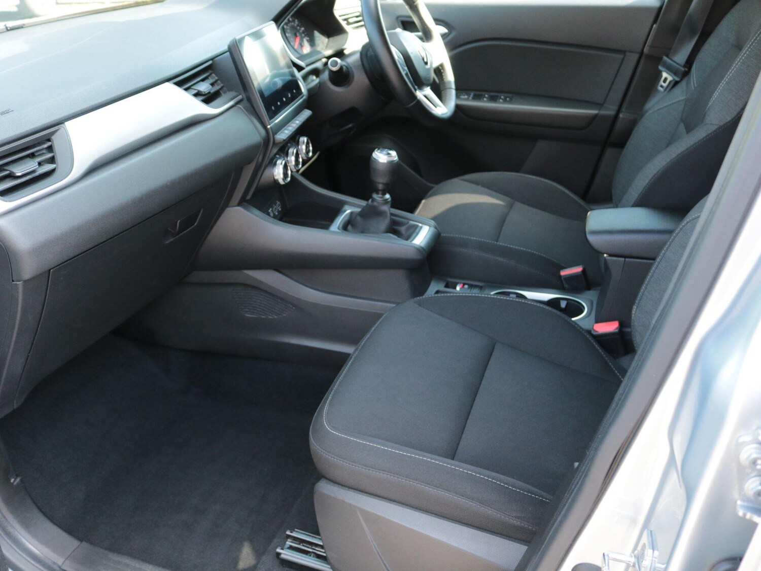 Used Renault Captur for sale - 78215156: Photo 19