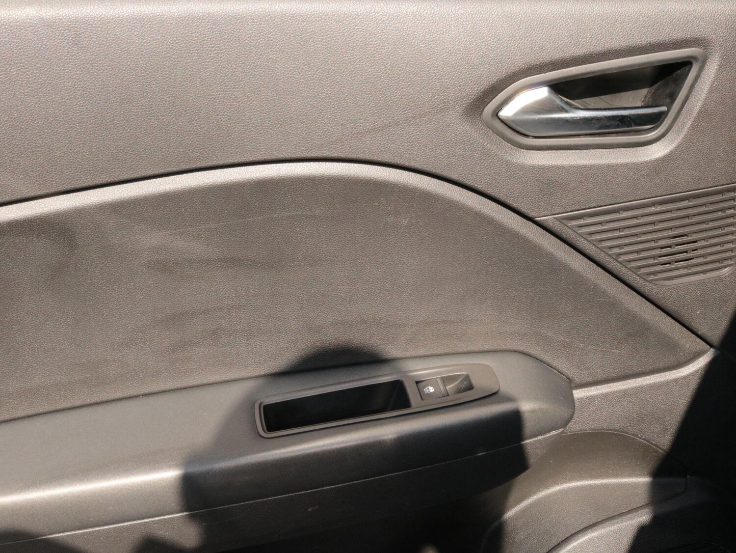 Used Renault Captur for sale - 78215156: Photo 30