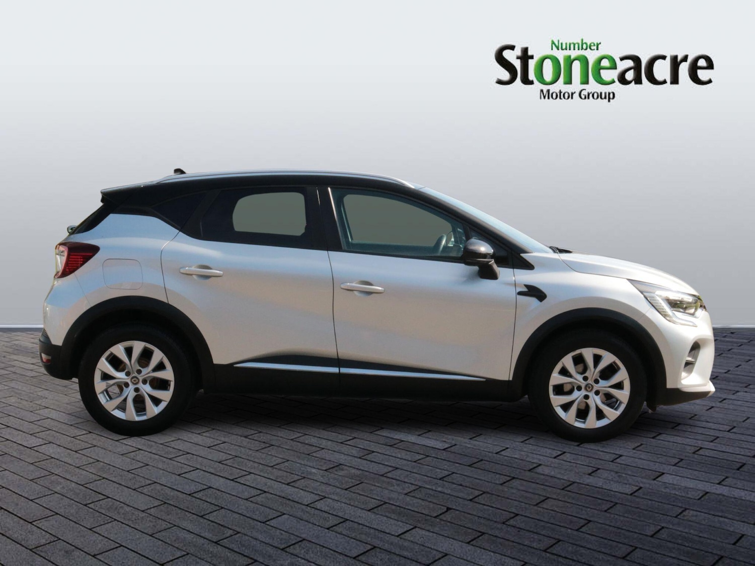 Used Renault Captur for sale - 78215156: Photo 4