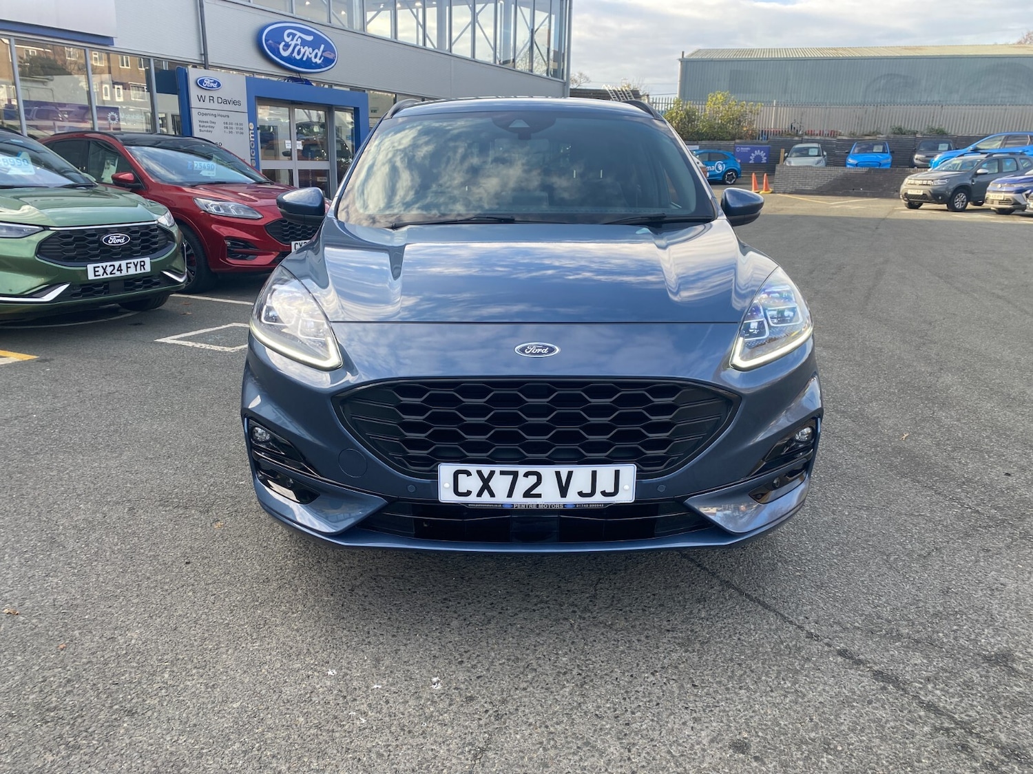 Used Ford Kuga 2022 for sale - 76652576: Photo 2