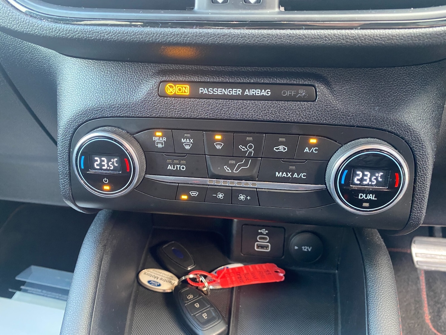 Used Ford Kuga 2022 for sale - 76652576: Photo 36