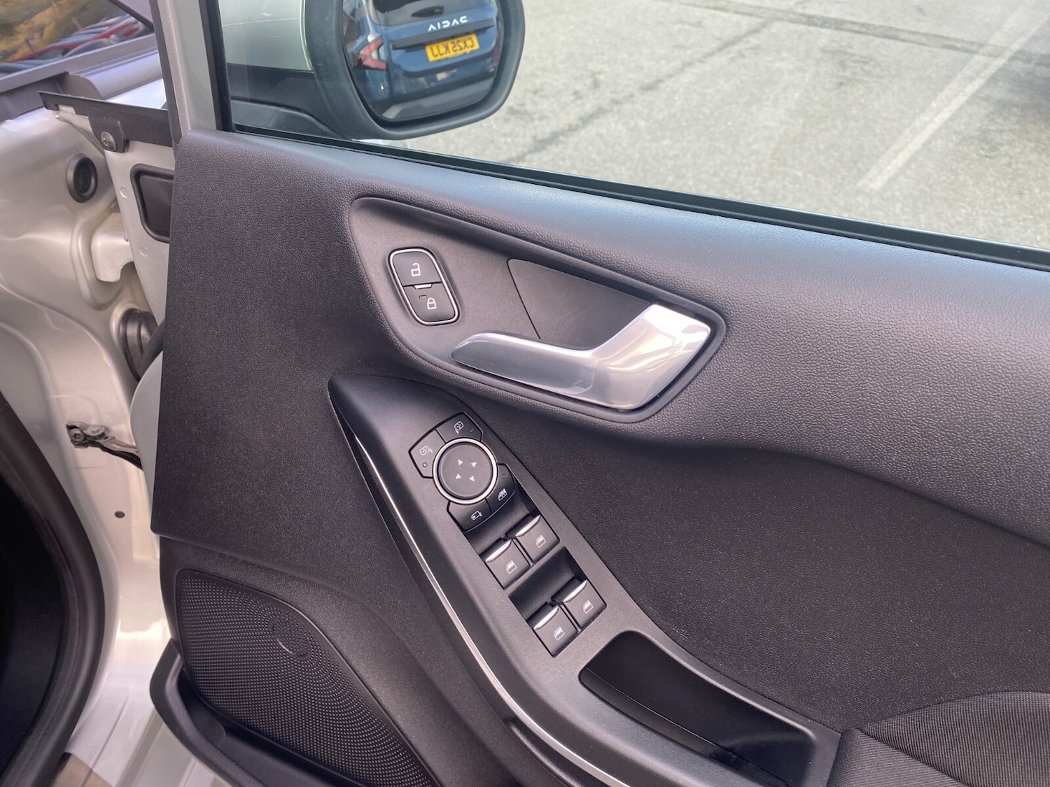 Used Ford Fiesta 2020 for sale - 76302255: Photo 22
