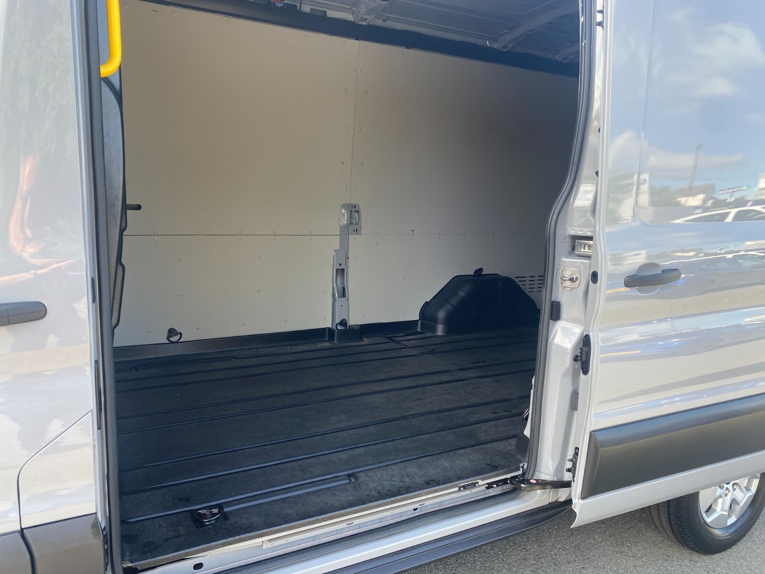 Used Ford Transit 2024 for sale - 76276297: Photo 18