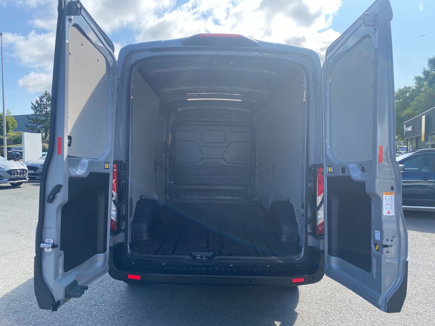 Used Ford Transit 2024 for sale - 76276297: Photo 19