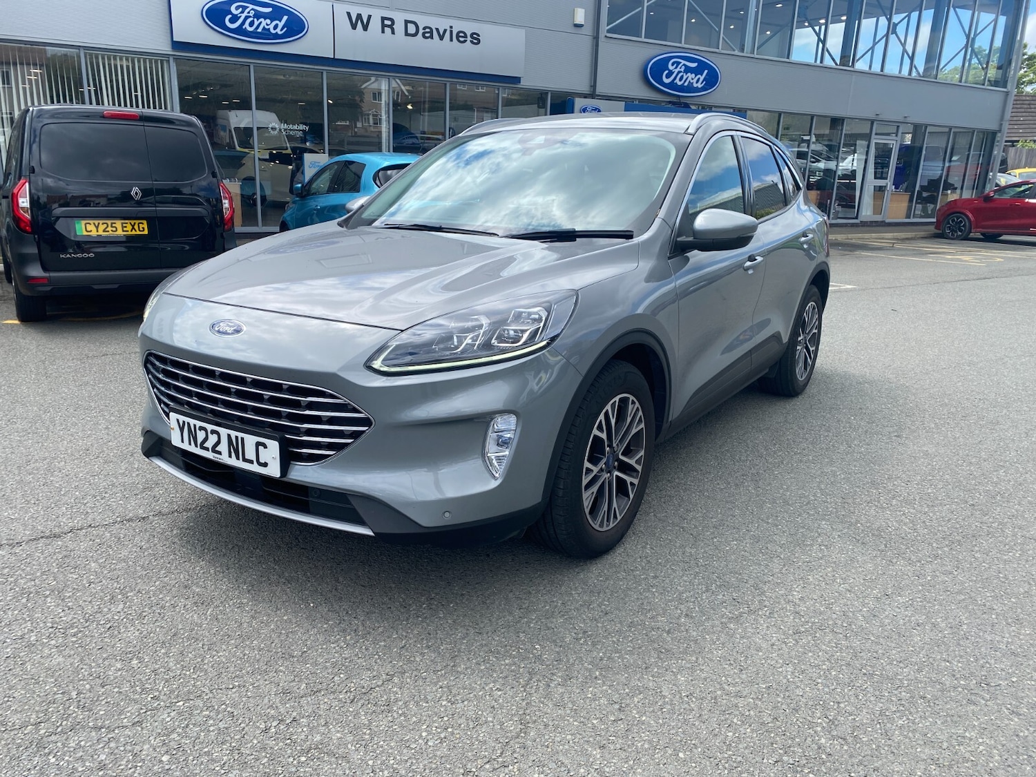 Used Ford Kuga 2022 for sale - 76276147: Photo 3