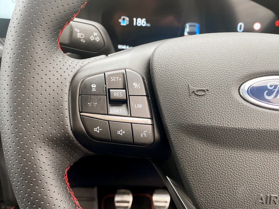 Used Ford Kuga 2025 for sale - 78088530: Photo 27