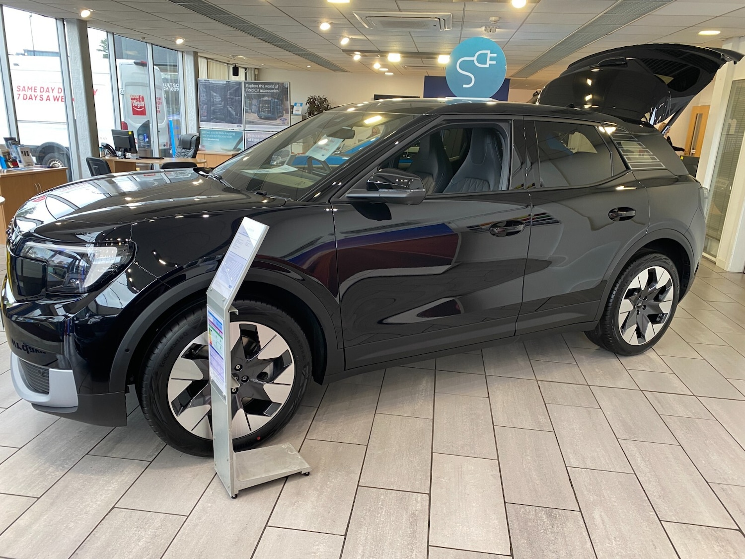 Used Ford Explorer 2026 for sale - 77151527: Photo 3