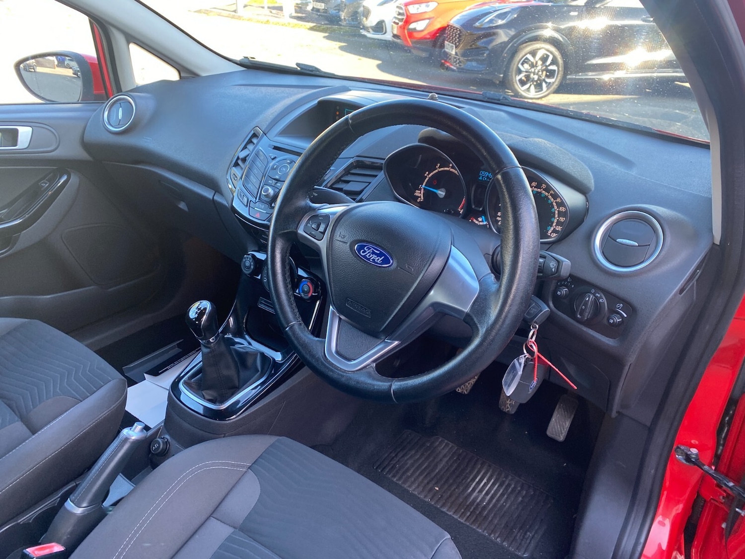Used Ford Fiesta 2015 for sale - 76302215: Photo 18