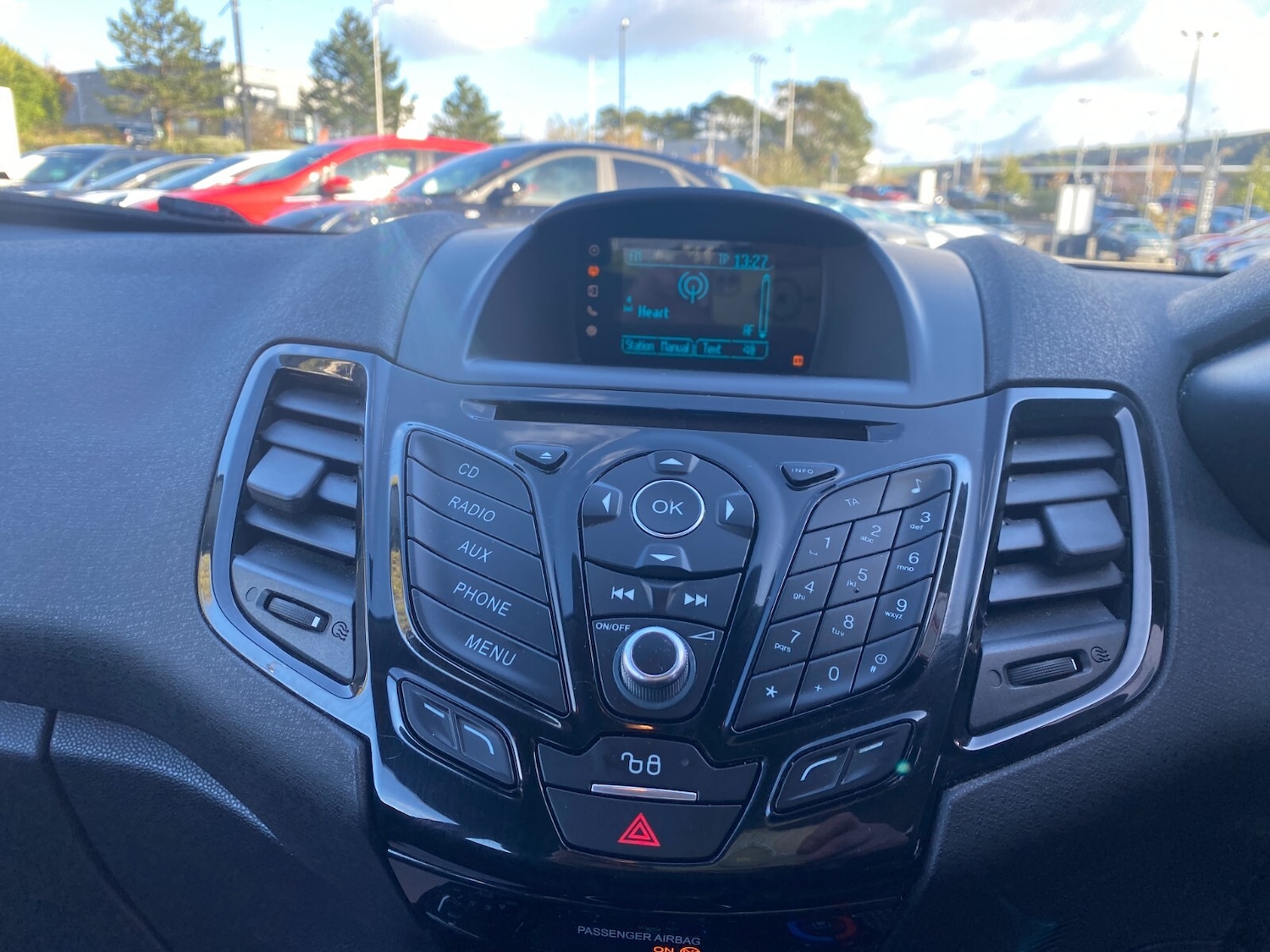 Used Ford Fiesta 2015 for sale - 76302215: Photo 22