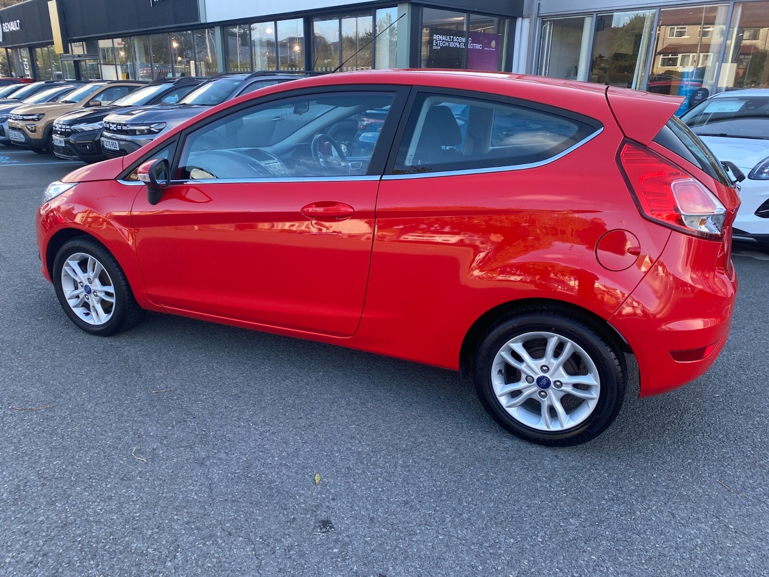 Used Ford Fiesta 2015 for sale - 76302215: Photo 6