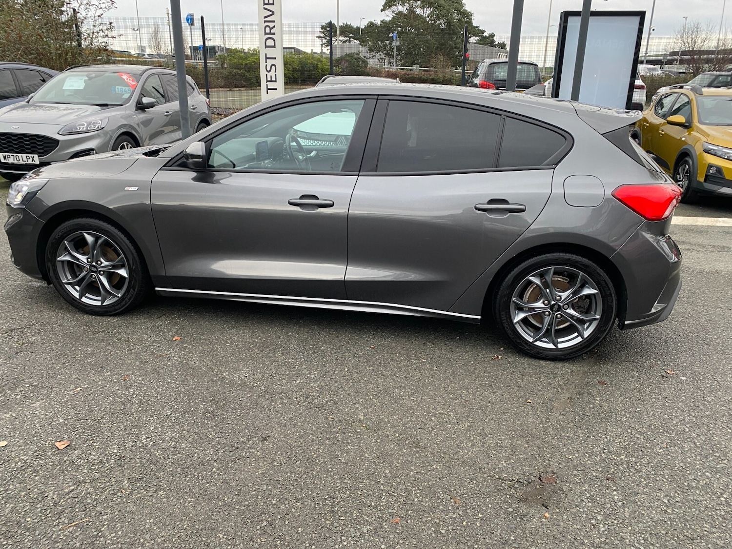 Used Ford Focus 2020 for sale - 77205740: Photo 5