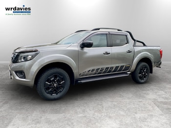 Used Nissan Navara 2019 for sale - 79257863: Photo