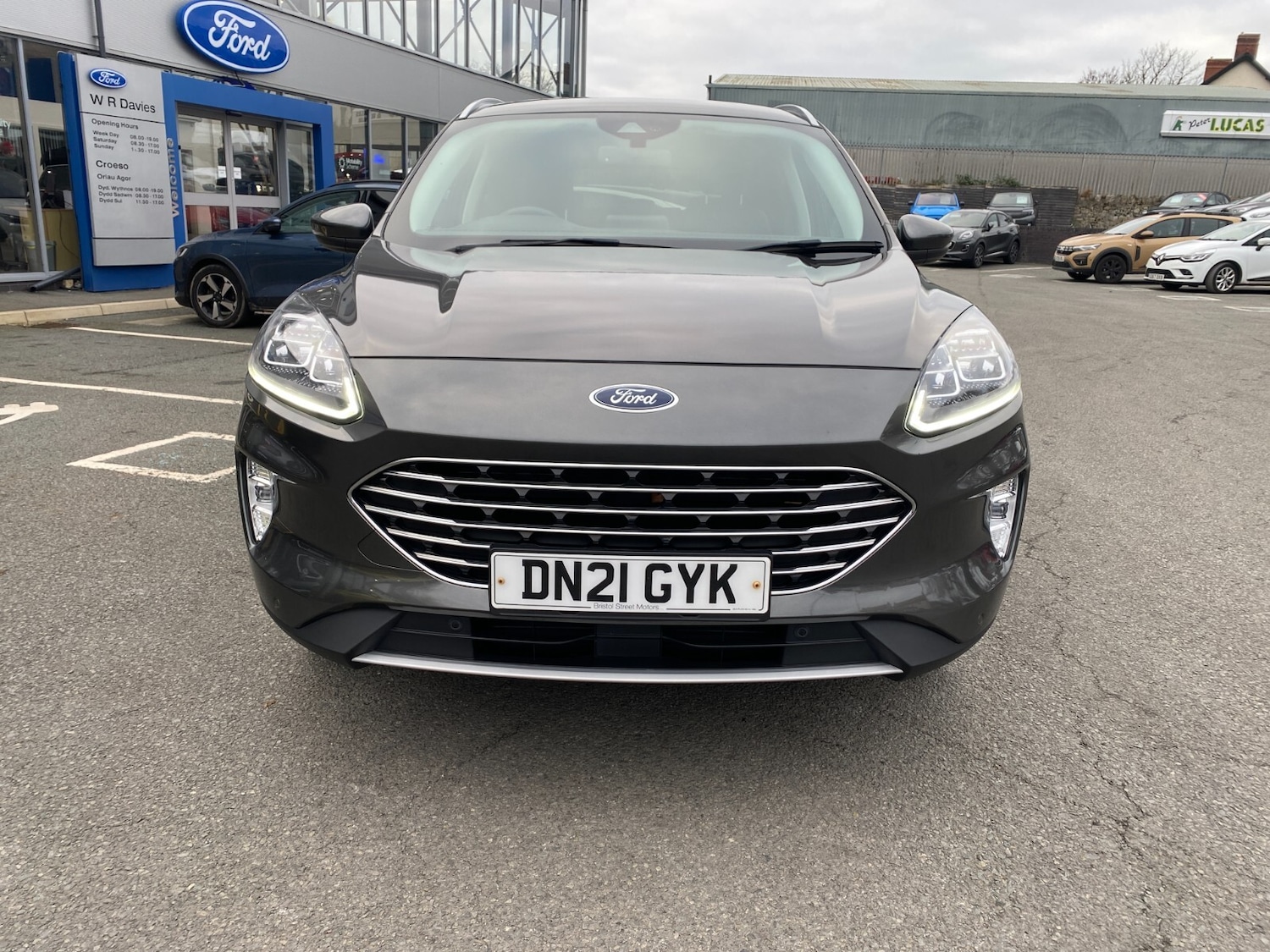 Used Ford Kuga 2021 for sale - 77071051: Photo 2