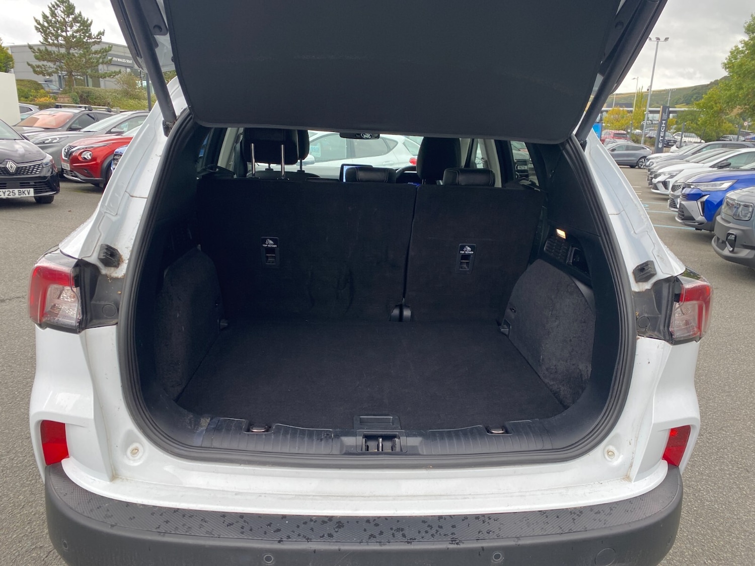 Used Ford Kuga 2021 for sale - 76276523: Photo 17