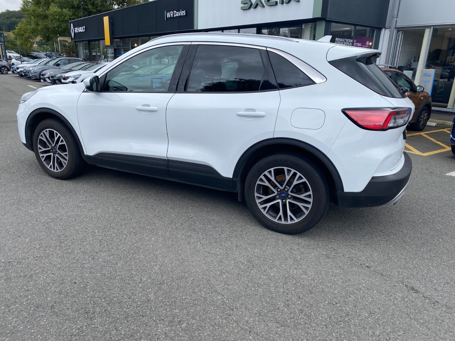 Used Ford Kuga 2021 for sale - 76276523: Photo 6