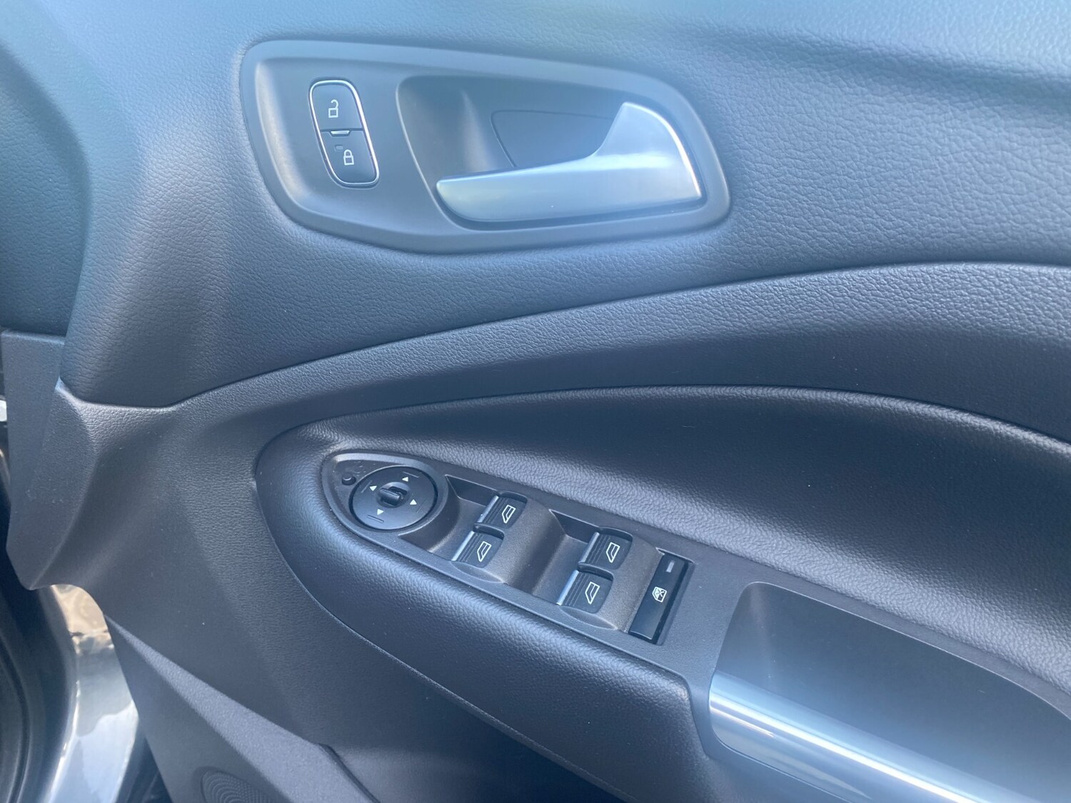 Used Ford Kuga 2019 for sale - 76276416: Photo 23