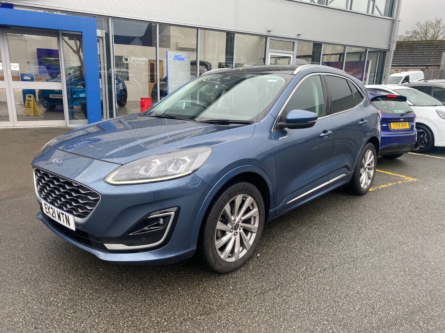 Used Ford Kuga 2021 for sale - 77399303: Photo 3