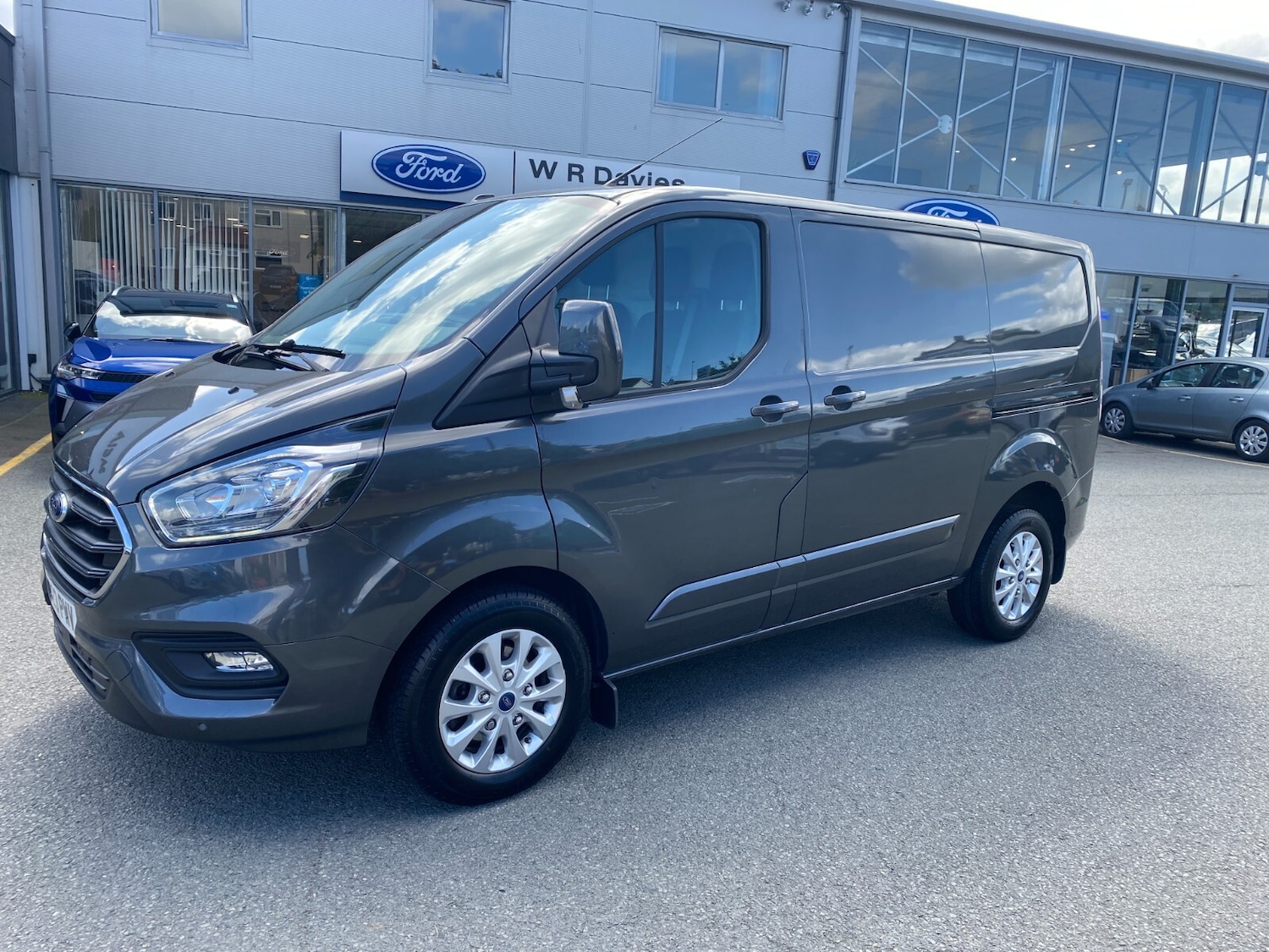 Used Ford Transit Custom 2023 for sale - 76276403: Photo 4