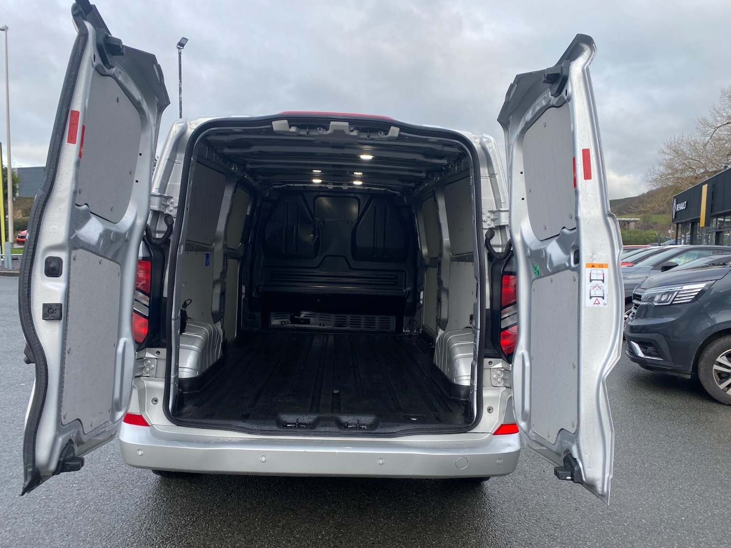 Used Ford Transit Custom 2024 for sale - 77545248: Photo 17